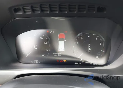 2021 Volvo Xc90 T6 Momentum 6 Passenger from USA, damaged, VIN YV4A221K8M1681676